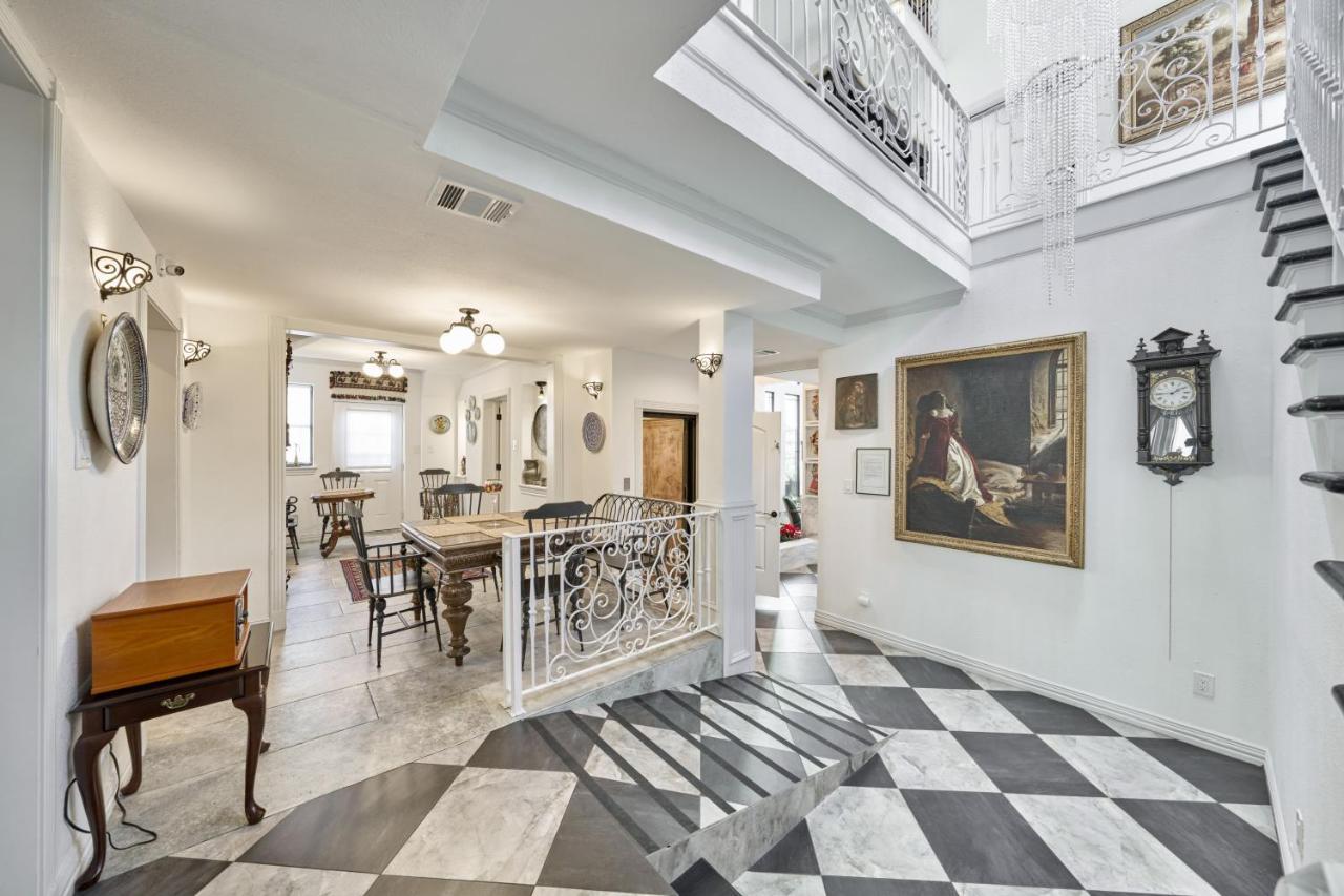 Villa With 8 Bedrooms And Heated Swimming Pool Houston Bagian luar foto