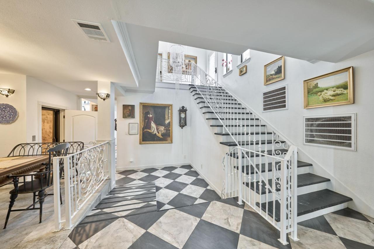 Villa With 8 Bedrooms And Heated Swimming Pool Houston Bagian luar foto